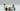 Playmobil 2 Pfleger mit Rollstuhl und Trage - 1