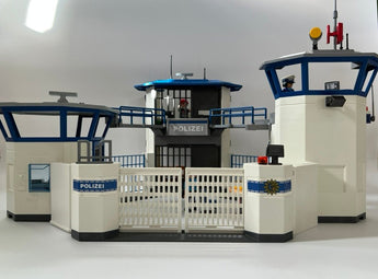 Playmobil Polizei - Hauptwache mit Gefängnis - 1