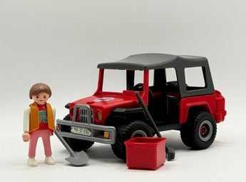 Playmobil Reiterin mit Geländewagen - 1