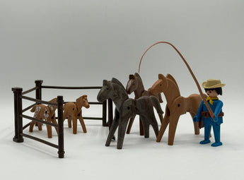 Playmobil Vintage Cowboy Ranch Set - 1