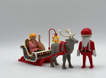 Playmobil Weihnachtsmann mit Rentierschlitten Klein - 1