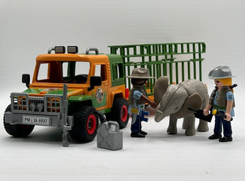 Ranger - Geländewagen mit Anhänger - 1