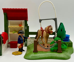 Playmobil Waschplatz für Pferde mit Pumpe