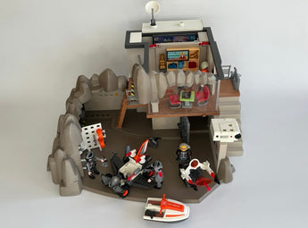 Playmobil Agenten - Hauptquartier mit Alarmanlage - 1