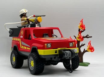 Playmobil Feuerwehr - Geländewagen im Waldbrandeinsatz - 1