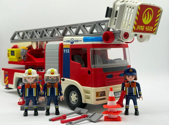 Playmobil Feuerwehr Leiterfahrzeug mit Licht - 1