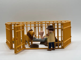 Playmobil Löwengehege mit Tierpfleger - 1