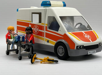 Playmobil Rettungstransporter mit Licht und Soundmodul - 2