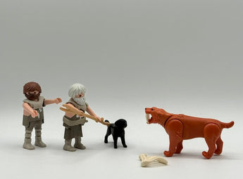 Playmobil Säbelzahntiger und Steinzeit Jäger - 1